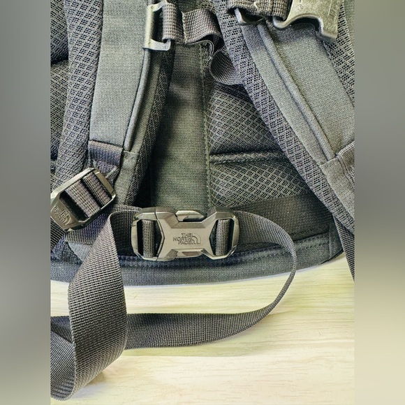 The North Face Fall Line Black Backpack - Picture 7 of 10